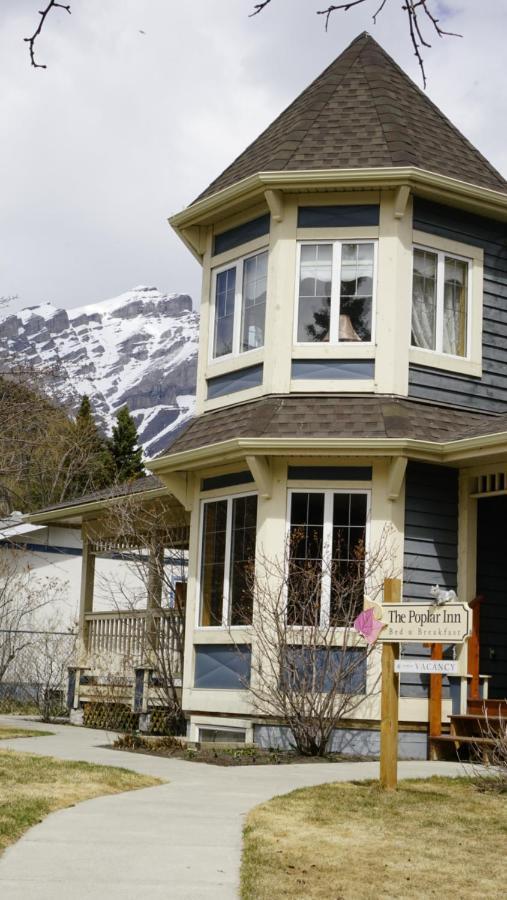 The Poplar Inn Banff Exterior photo